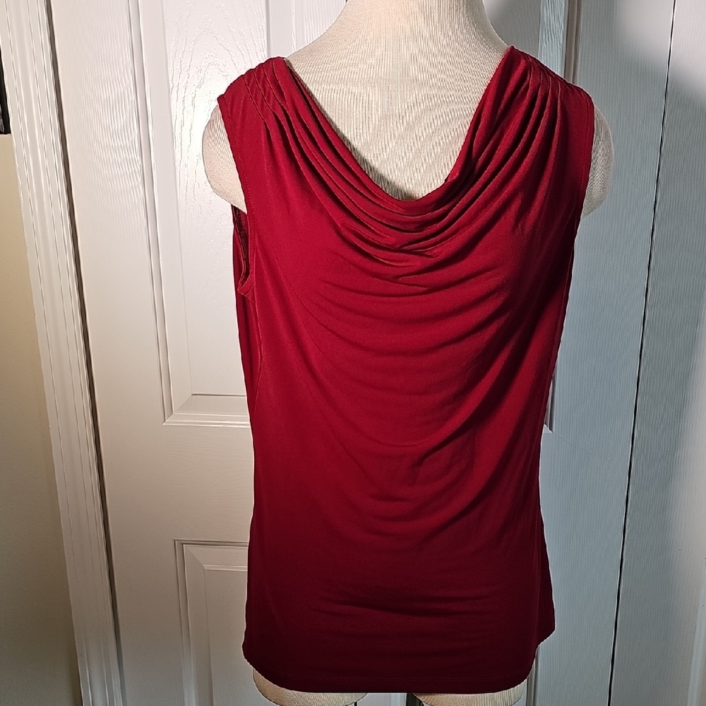 Elegant Red Sleeveless Top. Cowl Neck Y2K. SIZE MEDUIM.